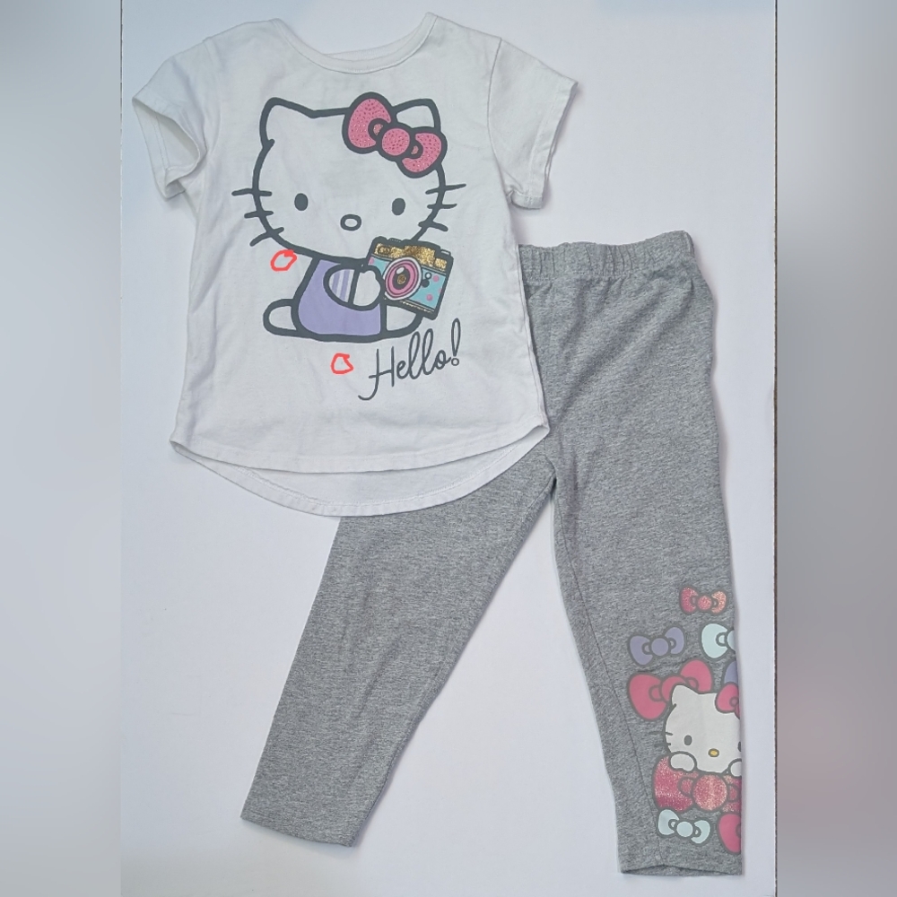 3T Hello Kitty Gray and White Matching Set
